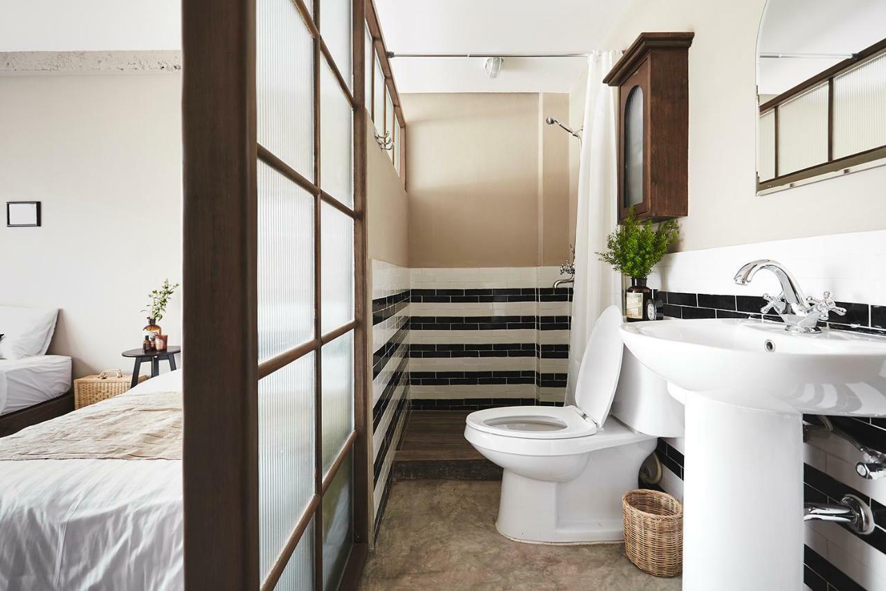 Ob-Oon Boutique Bed & Breakfast Бангкок Экстерьер фото