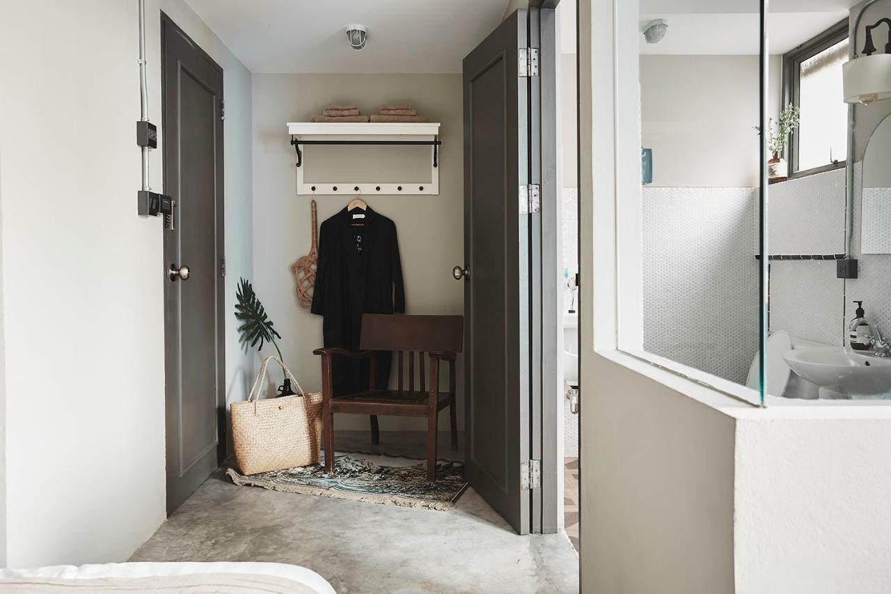 Ob-Oon Boutique Bed & Breakfast Бангкок Экстерьер фото